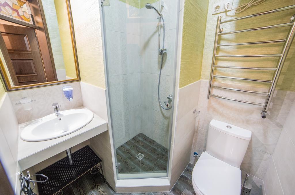 Apartment On Valova 16-2- 2 Minutes To Market Square Lemberg Exterior foto